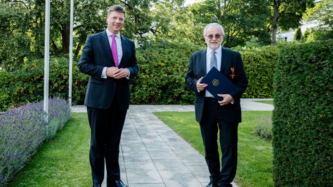 Dr. Dr. h.c. Gilbert Gornig und Staatssekretär Dr. Stefan Heck
