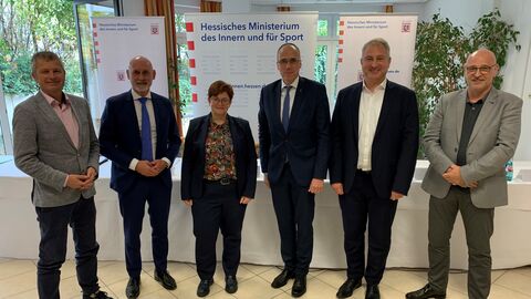 Gruppenfoto zu den tarifverhandlungen Hessentarif 2021