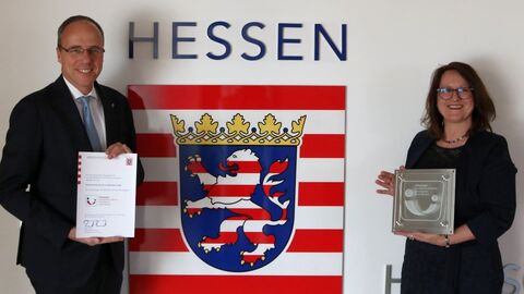 Verleihung an den Landkreis Fulda durch Herrn Minister Peter Beuth.