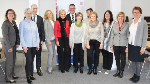 Verleihung Familienfreundlicher Arbeitgeber Land Hessen Teilnehmer Dienststellen 2019