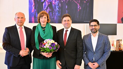 Innenminister Roman Poseck, Brigitte Lindscheid, Prof. Dr. Jan Hilligardt, Wirtschaftsminister Kaweh Mansoori