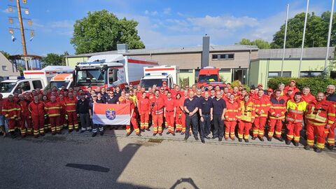 Hessische Einsatzkräfte nach ihrer Rückkehr aus Bayern