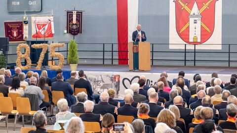 Innenminister Roman Poseck sprach ein Grußwort